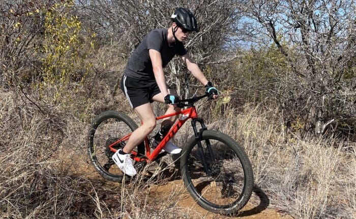 Recorrido en bicicleta de montaña